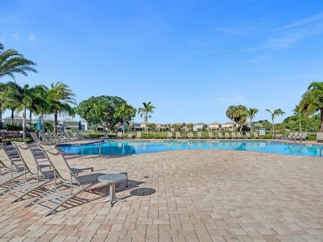 Home for rent at 4764 Eucalyptus Dr - photo 7474387