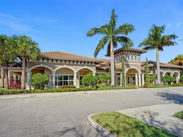 Home for rent at 4764 Eucalyptus Dr - photo 7474389