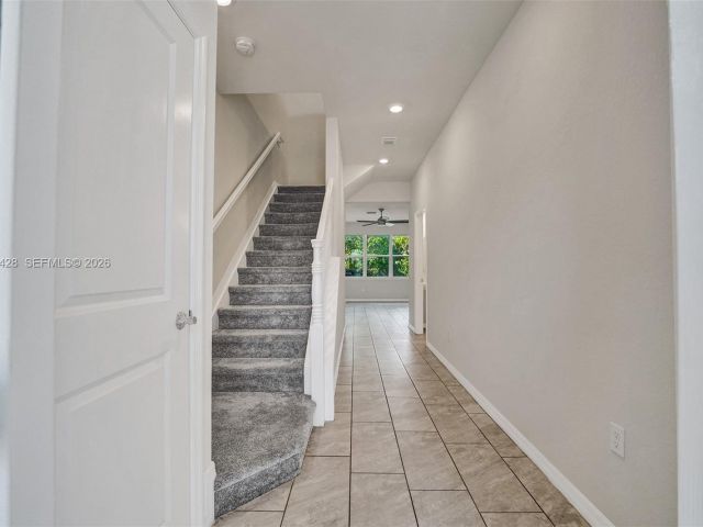 Home for rent at 4764 Eucalyptus Dr - photo 7474391