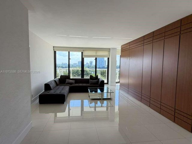 Apartment for rent  Unit #611 - photo 7503071