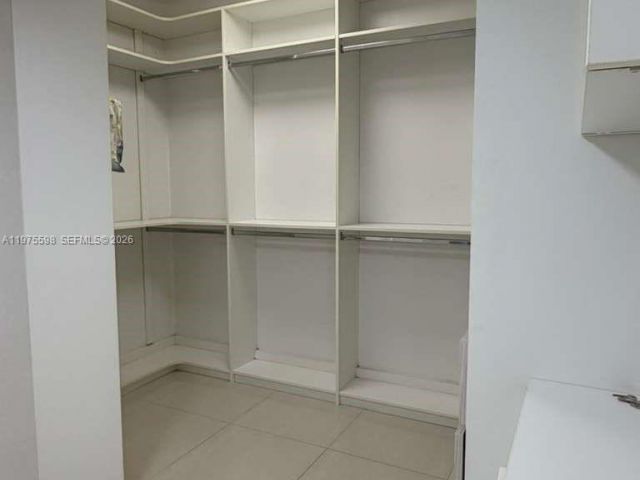 Apartment for rent  Unit #611 - photo 7503084