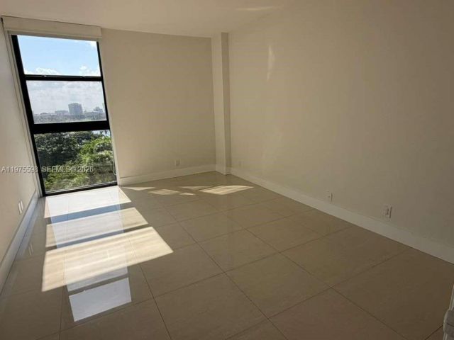 Apartment for rent  Unit #611 - photo 7503088