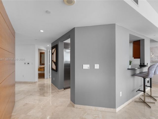 Apartment for sale  Unit #1901 - photo 7522831