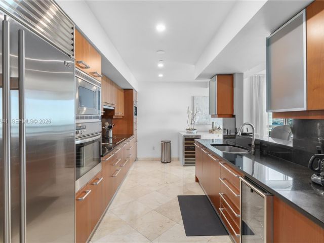 Apartment for sale  Unit #1901 - photo 7522832