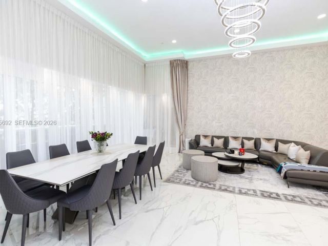 Apartment for sale  Unit #310 - photo 7500422