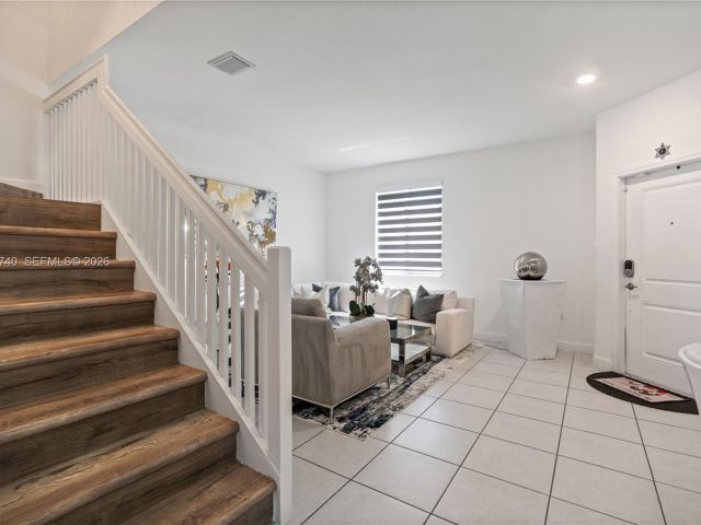 Home for sale at 21018 NE 8th Ave 21018 - photo 7529835