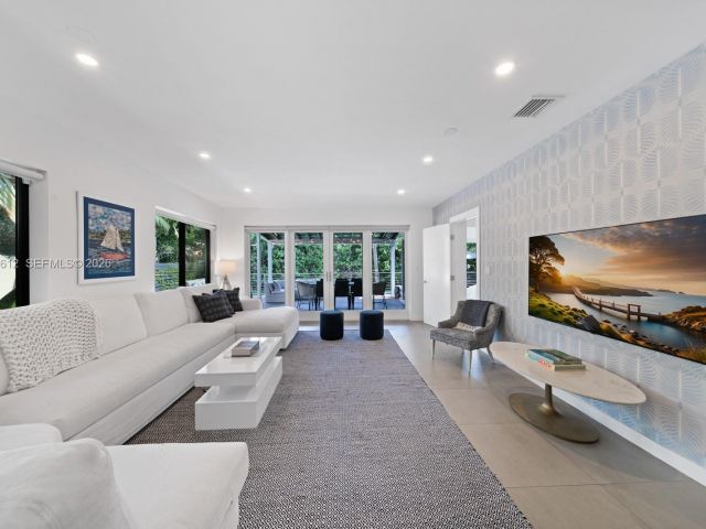 Home for rent at 114 5th Dilido Ter - photo 7522067