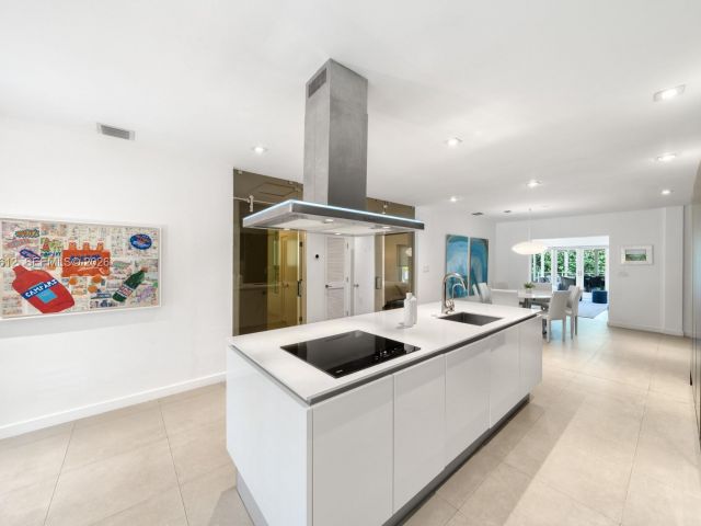 Home for rent at 114 5th Dilido Ter - photo 7522073