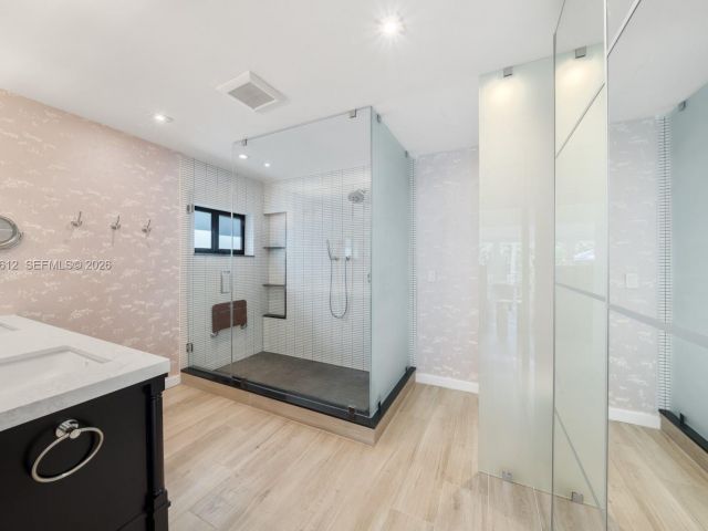 Home for rent at 114 5th Dilido Ter - photo 7522079