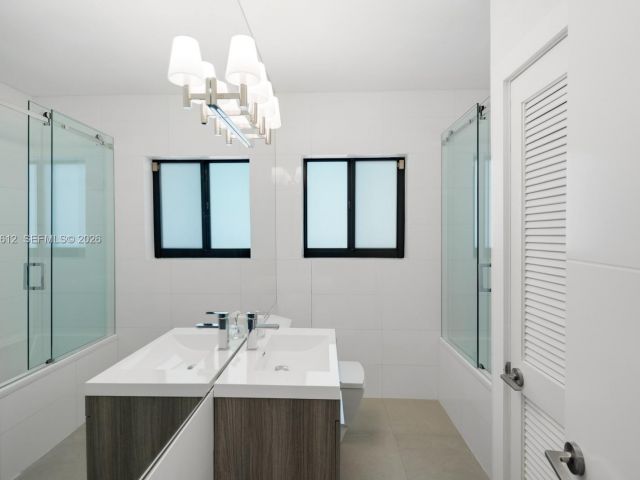 Home for rent at 114 5th Dilido Ter - photo 7522082