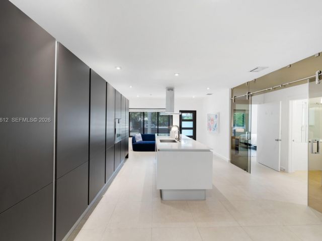 Home for rent at 114 5th Dilido Ter - photo 7522085