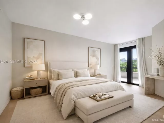 7-bedroom condo for sale in Miami Beach - 7043 Fisher Island Dr 7043 - MondialRealty