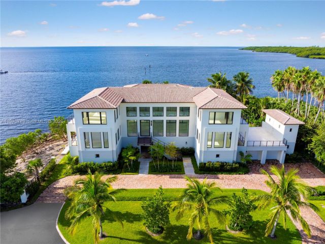 Home for sale at 650 Lugo Ave - photo 7471376