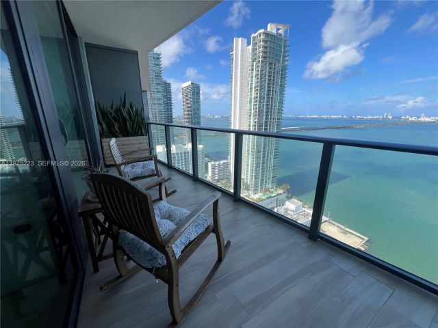 Apartment for rent  Unit #3405 - photo 7493434