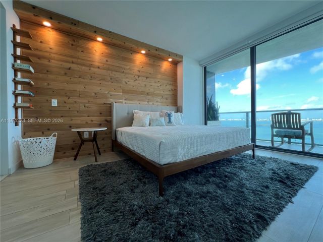 Apartment for rent  Unit #3405 - photo 7493445