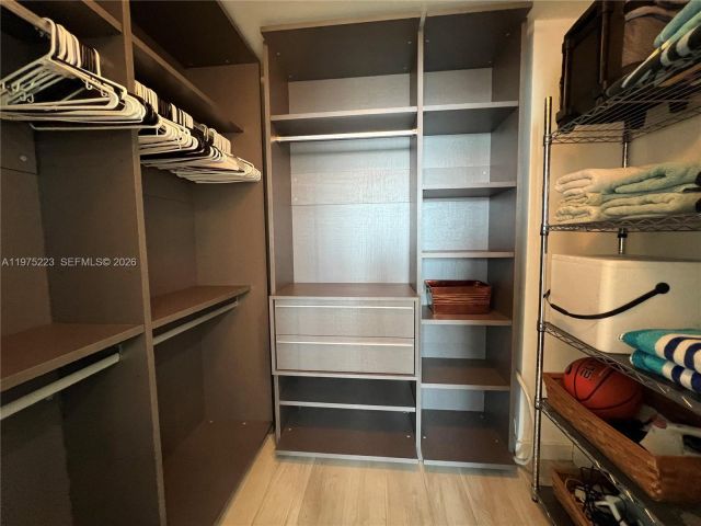 Apartment for rent  Unit #3405 - photo 7493448