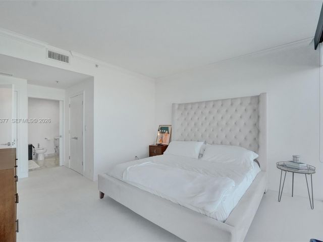 Apartment for sale  Unit #811 - photo 7491529