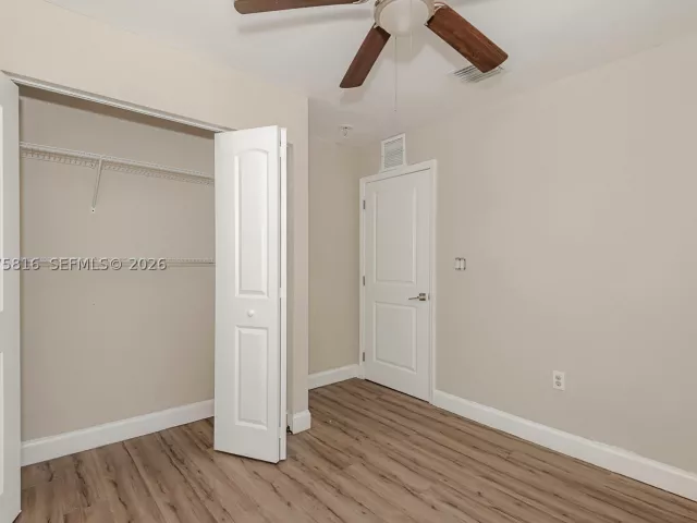 3-bedroom home for rent in Fort Lauderdale - 815 NW 3rd Ave 813 - MondialRealty
