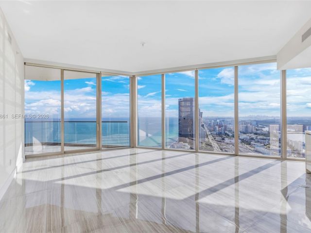 Apartment for rent  Unit #4604 - photo 7495704