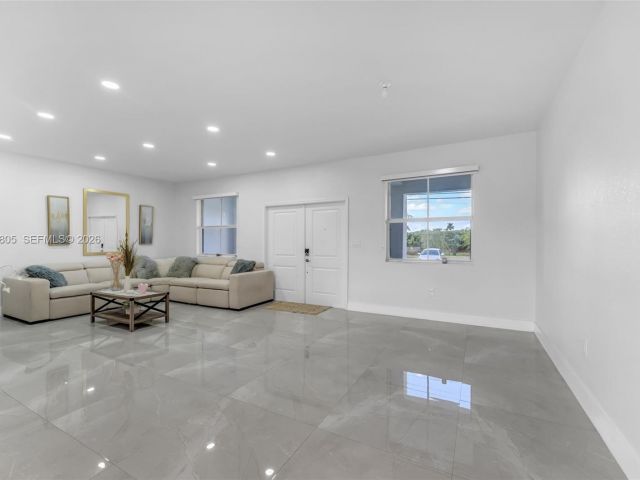 Home for rent at 19866 SW 320th St 0 - photo 7460212