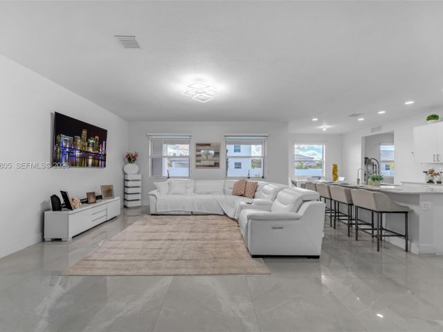 Home for rent at 19866 SW 320th St 0 - photo 7460214