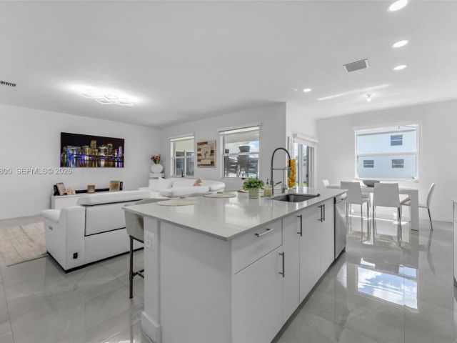 Home for rent at 19866 SW 320th St 0 - photo 7460221