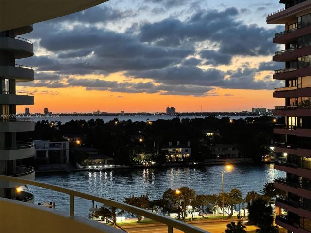 Apartment for rent  Unit #1012 - photo 7504669