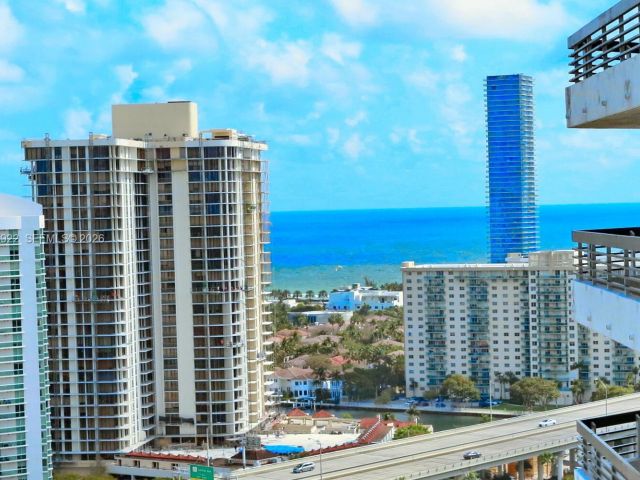 Apartment for sale  Unit #2807 - photo 7504064