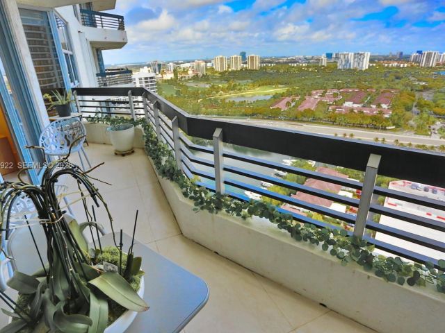 Apartment for sale  Unit #2807 - photo 7504079