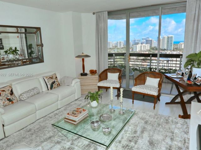 Apartment for sale  Unit #2807 - photo 7504088