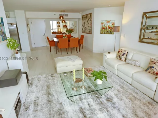 2-bedroom condo for sale in Aventura - 3530 Mystic Pointe Dr 2807 - MondialRealty