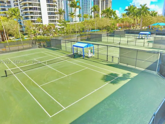 2-bedroom condo for sale in Aventura - 3530 Mystic Pointe Dr 2807 - MondialRealty