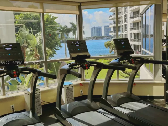 2-bedroom condo for sale in Aventura - 3530 Mystic Pointe Dr 2807 - MondialRealty