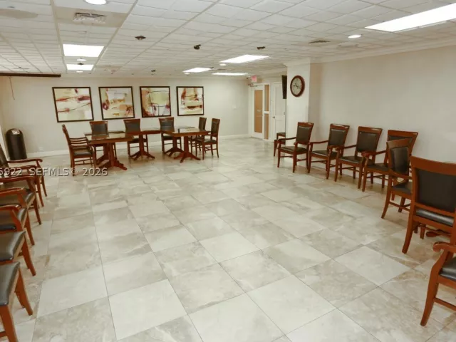 2-bedroom condo for sale in Aventura - 3530 Mystic Pointe Dr 2807 - MondialRealty