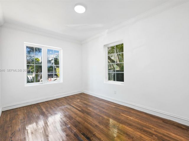 Home for sale at 1545 Meridian Ave - photo 7469171