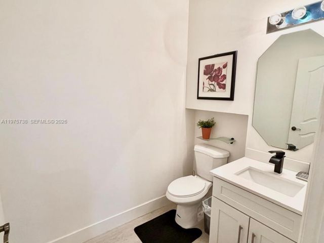 3-bedroom home for rent in Miami - 11269 SW 231st LN - MondialRealty