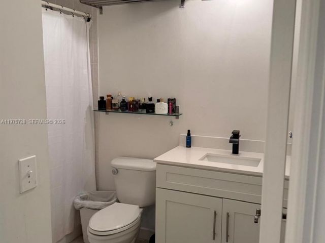 3-bedroom home for rent in Miami - 11269 SW 231st LN - MondialRealty