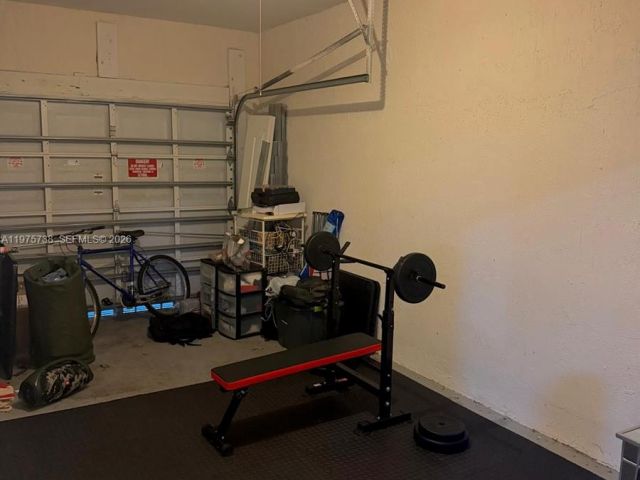 3-bedroom home for rent in Miami - 11269 SW 231st LN - MondialRealty