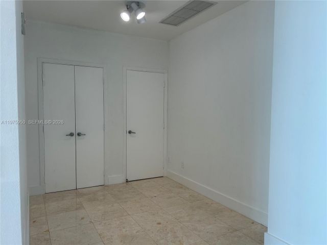 Apartment for rent  Unit #4806 - photo 7527555