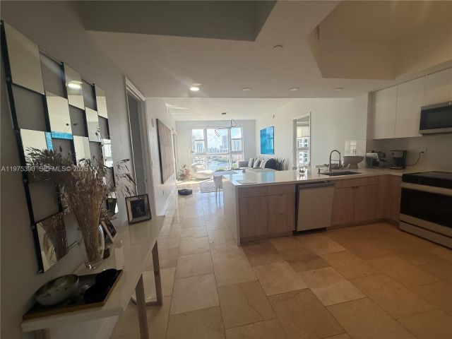 Apartment for rent  Unit #PH09 - photo 7516909