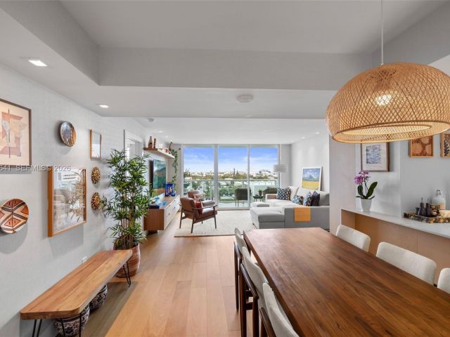 Apartment for sale  Unit #908 - photo 7508612