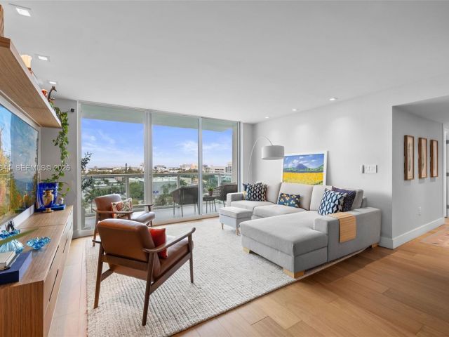 Apartment for sale  Unit #908 - photo 7508613