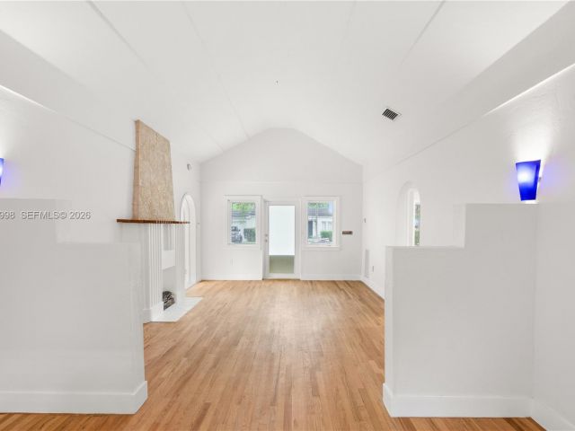 Home for rent at 1222 Genoa St - photo 7470949