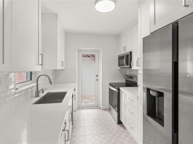 Home for rent at 1222 Genoa St - photo 7470951