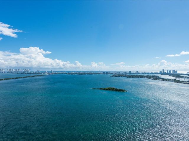 Apartment for rent  Unit #4303 - photo 7489223