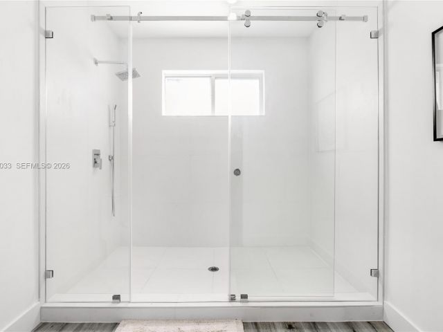 Home for rent at 1123 NE 23rd Ter 1123 - photo 7478675