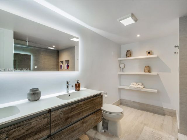 Home for sale at 1880 S Bayshore Dr - photo 7528364