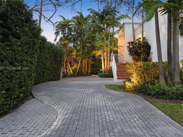 Home for sale at 1880 S Bayshore Dr - photo 7528367