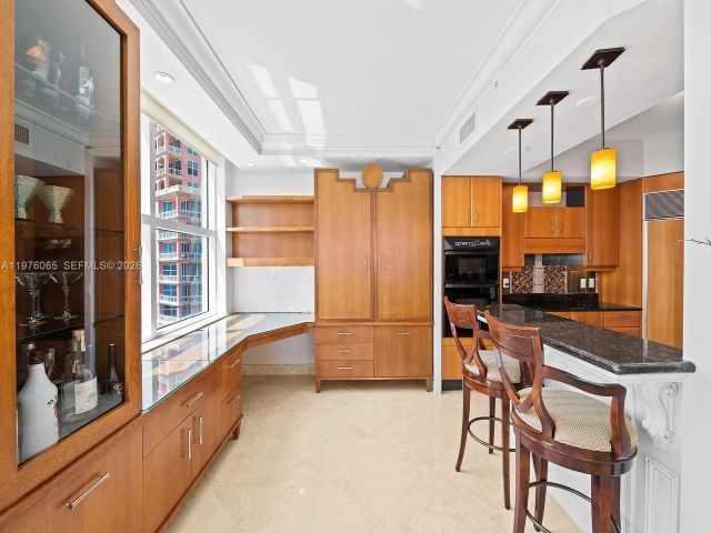 Apartment for rent  Unit #21B - photo 7497348