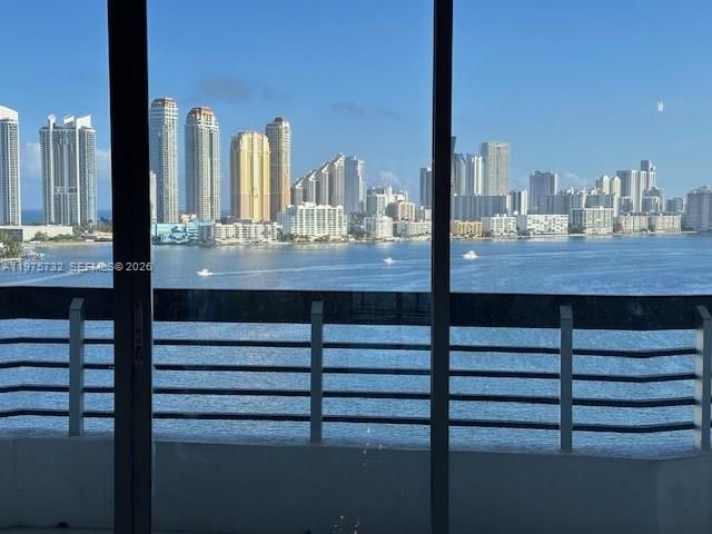 Apartment for rent  Unit #1611 - photo 7504092